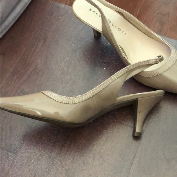 Heels - Picture 3 of 4